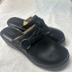Born Women's Black Leather Clogs Bin#3
